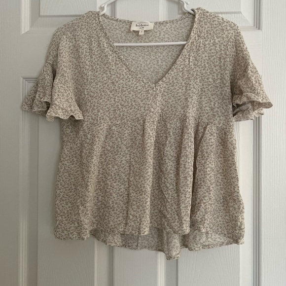 bohme Tops - Bohme Swing Light Weight Blouse Shirt Neutral/ Tan Floral